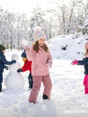 Kids Winter Beanie With Pom Pom
